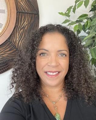 Headshot of Vanessa Lopez-Ayala