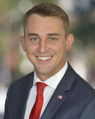 Headshot of Joshua Carr