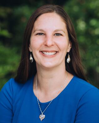 Headshot of Stephanie Sievers