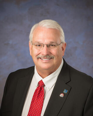 Headshot of Charles Kearney