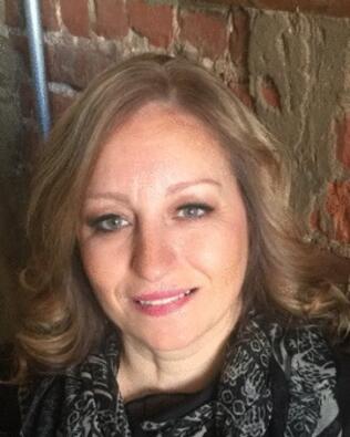 Headshot of Jacqueline Tomaselli
