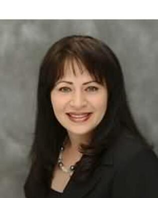 Headshot of Raychelle  Neill