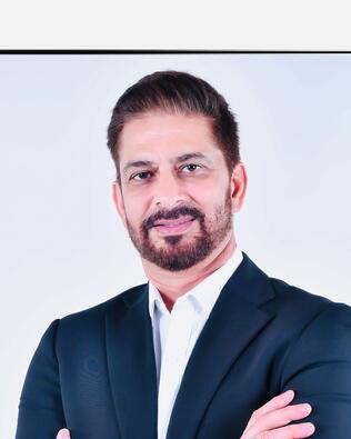 Headshot of Abdul Khan
