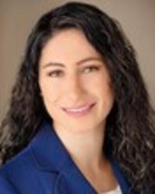 Headshot of Lourdes Espinola