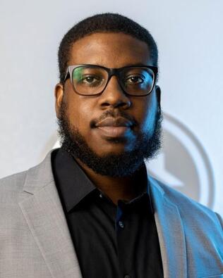 Headshot of Rahjin Johnson