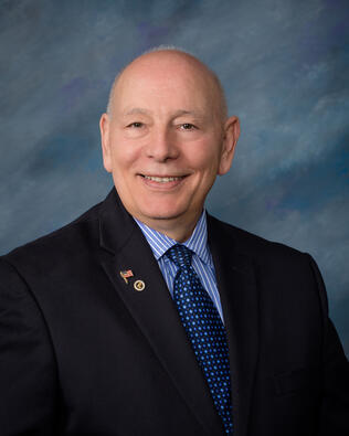 Headshot of Peter Allam