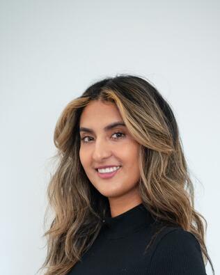 Headshot of Angelica Ruiz