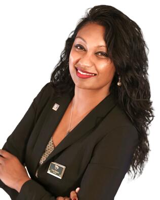 Headshot of Vana Charan