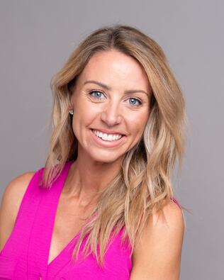 Headshot of Rebekah Sims