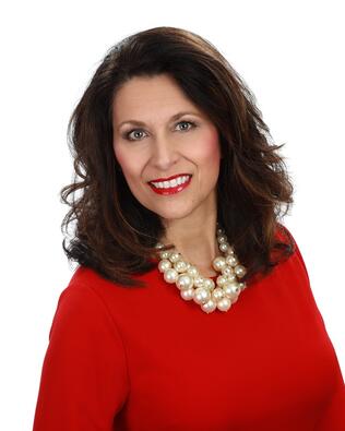 Headshot of Shari Nixon