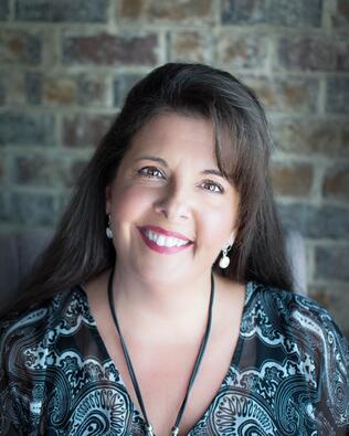 Headshot of Colleen Foster