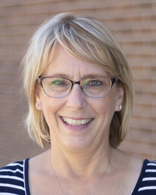 Headshot of Nancy Kappmeyer