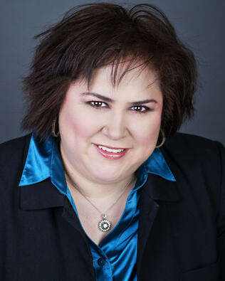 Headshot of Elizabeth Montoya