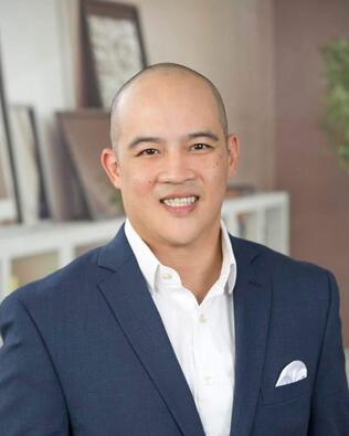 Headshot of Davy Hwang