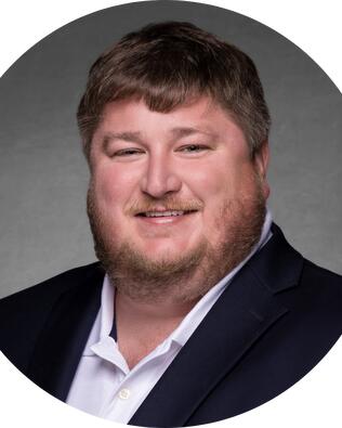 Headshot of Clay Revelle