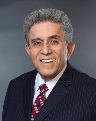 Headshot of Bobby Alvarez