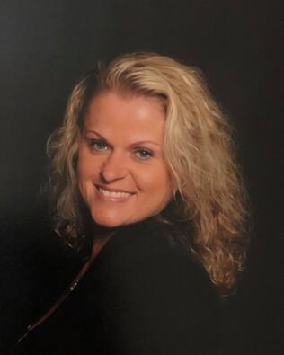 Headshot of Dawn Bulson