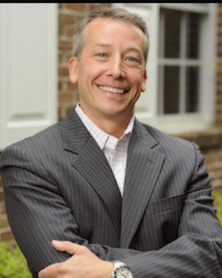 Headshot of Ryan Snyder