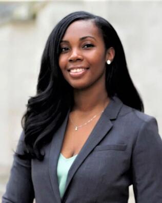 Headshot of Jasmine Moore