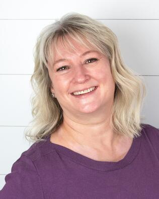 Headshot of Sherrie Daniels
