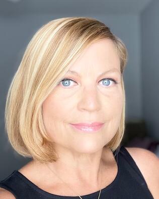Headshot of Astrid Yildirim