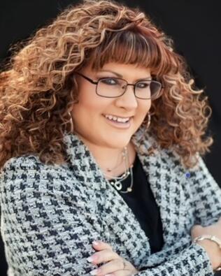 Headshot of Teresa Latu