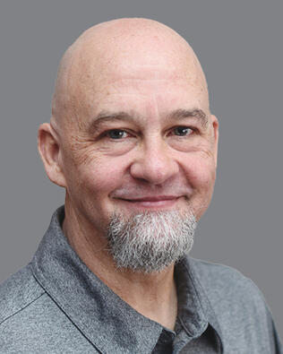 Headshot of Daniel Clark