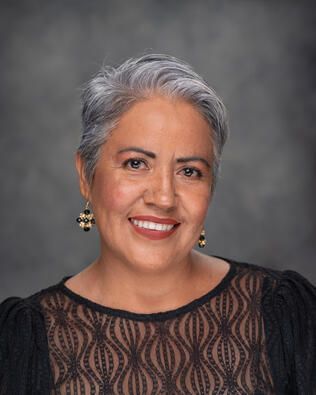 Headshot of Sara Young