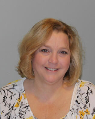 Headshot of Vicki Britt