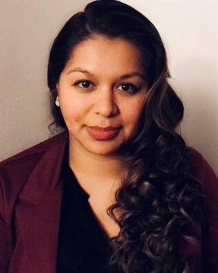 Headshot of Daisy Juarez