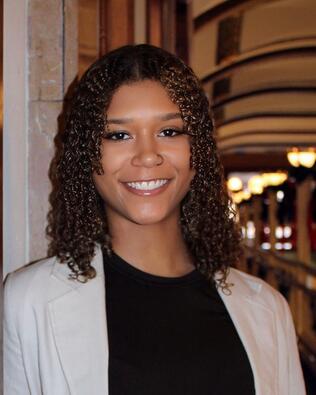Headshot of Hannah Luckett