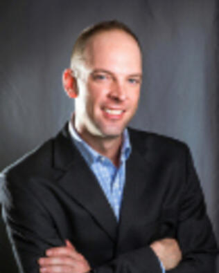 Headshot of David Bergonz