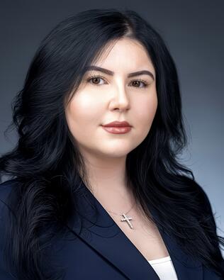Headshot of Elana Babich