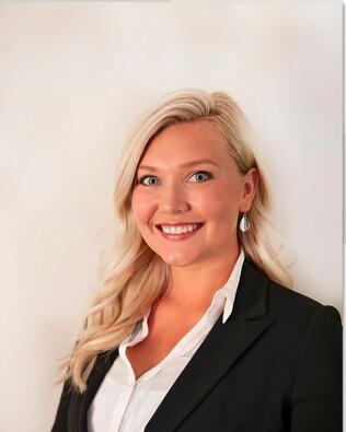 Headshot of Alisia Herrygers