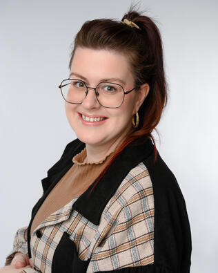 Headshot of Bethany Williams