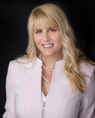 Headshot of Valerie Moran