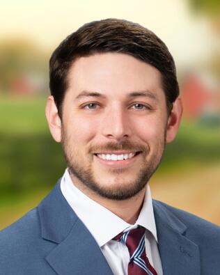 Headshot of Aaron Dean Burlar