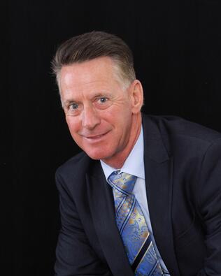 Headshot of Gary Loew