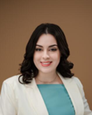 Headshot of Sara Thompson