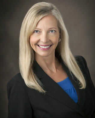 Headshot of Cynthia Gardner