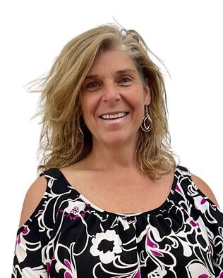 Headshot of Michelle Grothouse