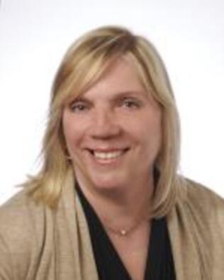 Headshot of Betsy Williams