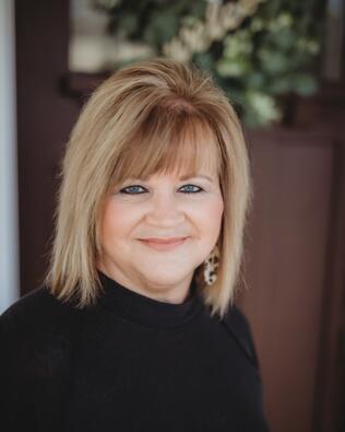 Headshot of Judy Collins