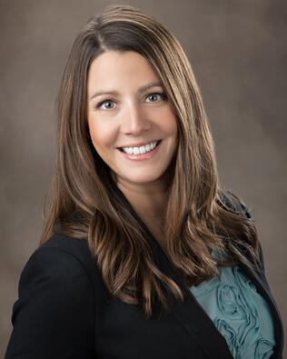 Headshot of Christy Mausen