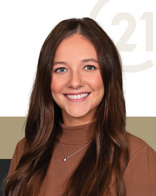 Headshot of Kristen Nevils