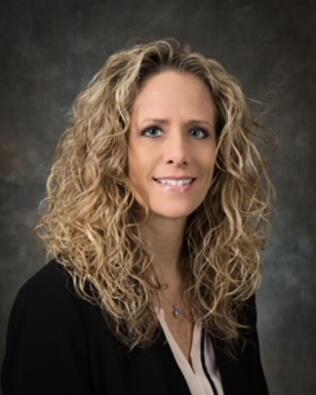 Headshot of Carrie Fish
