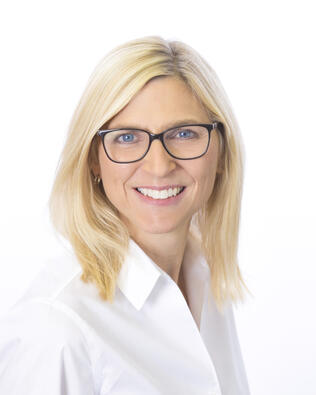 Headshot of Stacy Whitesitt