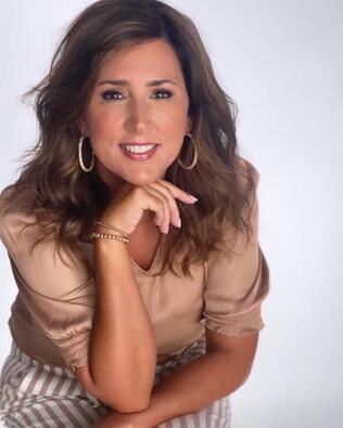 Headshot of Dana Hawley