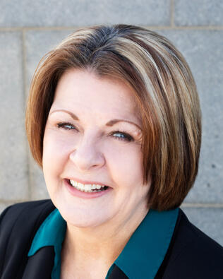 Headshot of Ruth Burk