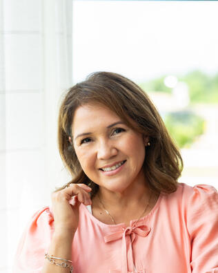 Headshot of Melissa Caro